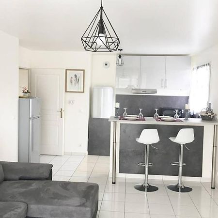 Superbe Appartement Lumineux Proche Disney Μοντεβρέν Εξωτερικό φωτογραφία